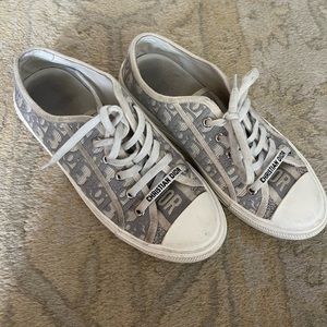 Walk n Dior sneakers